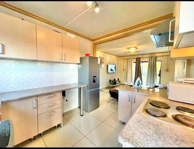 2 BEDROOM PROPERTY TO RENT IN NOORDWYK